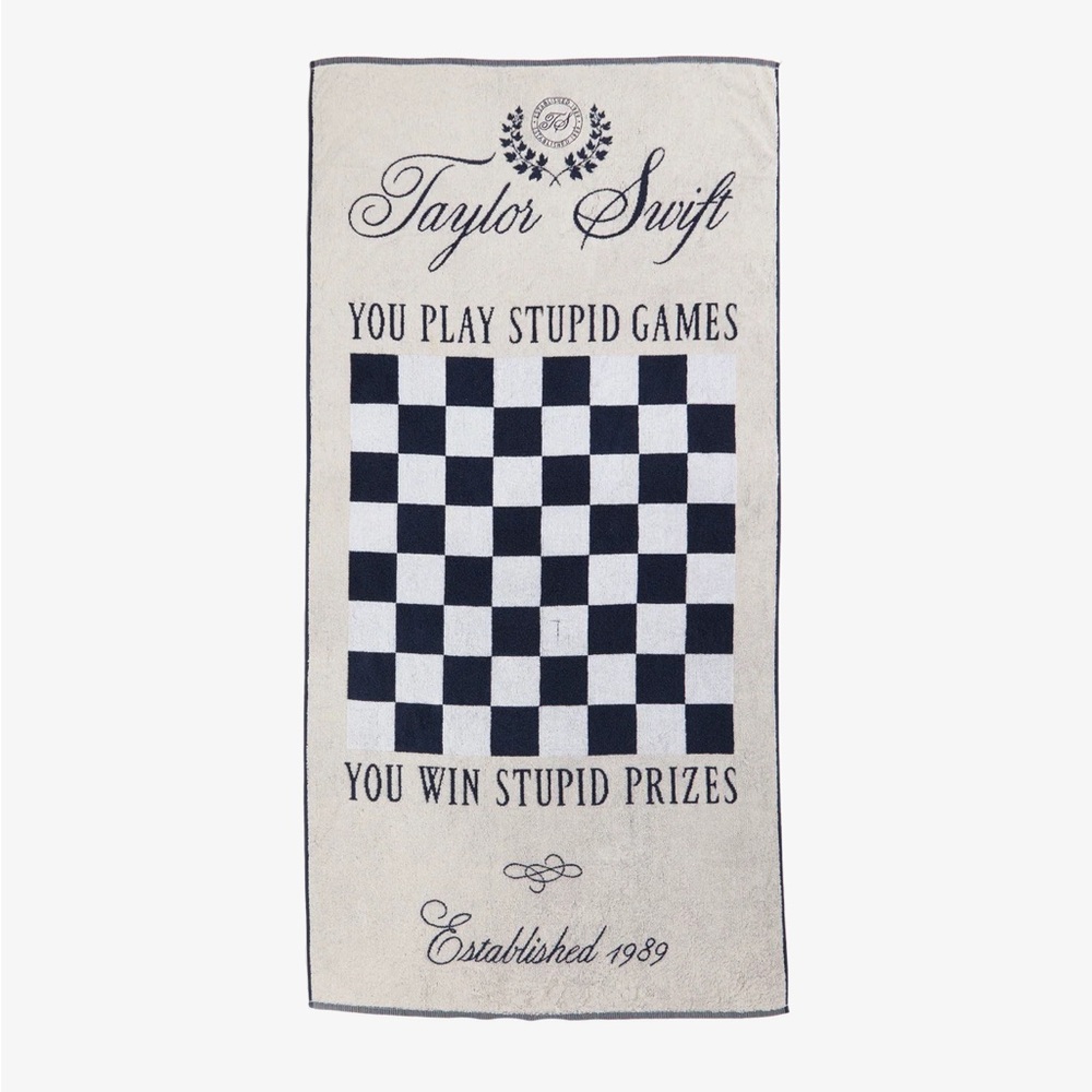 NEW - TAYLOR SWIFT CHECKER GAME TOWEL